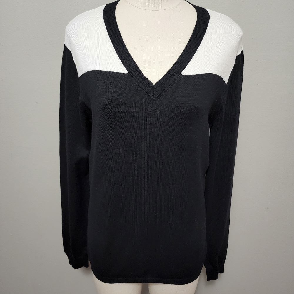 N'VO by Lanctot black colorblock striped vneck golf sweater size medium